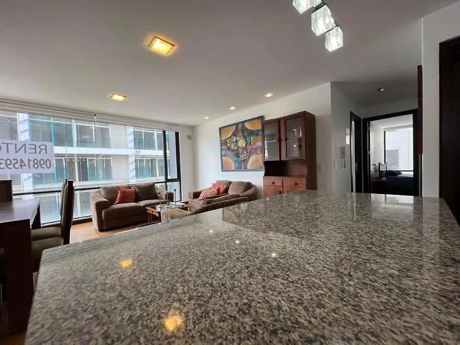 Apartment Departamento Junto Al Hotel Dann Carlton, 2 Dormitorios, 2 Banos, 2 Parking, Wiifi Gratis Quito